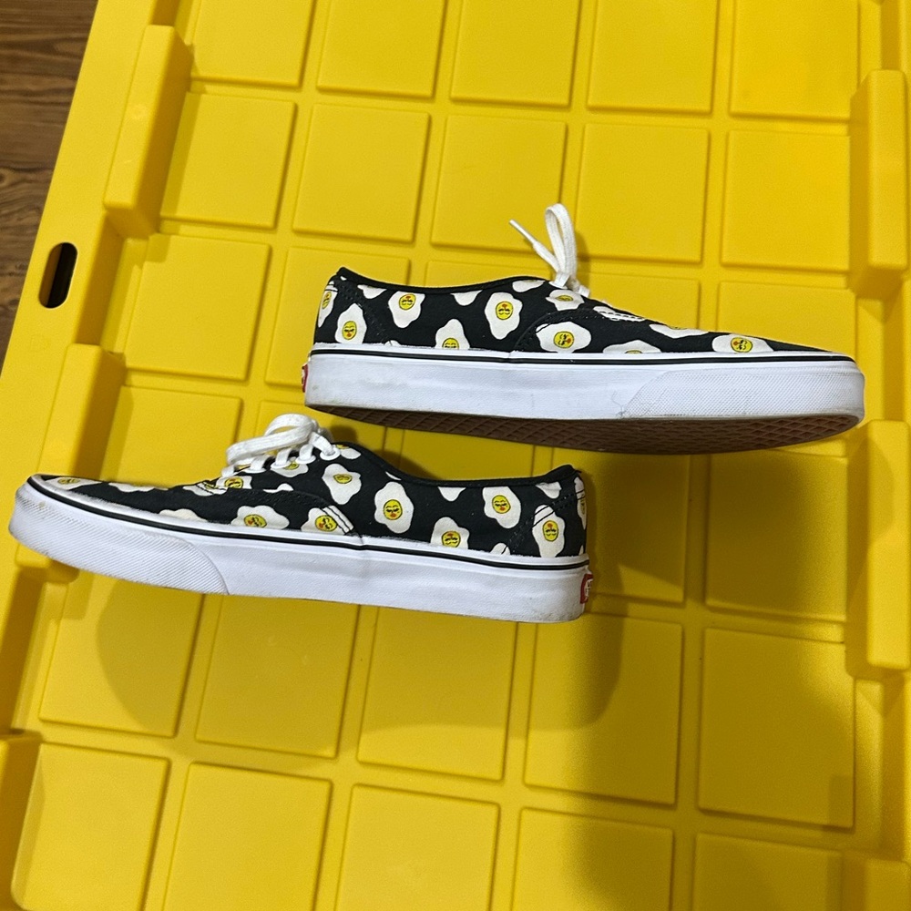 Audra Dandy Designer Vans - Picture 8 of 12
